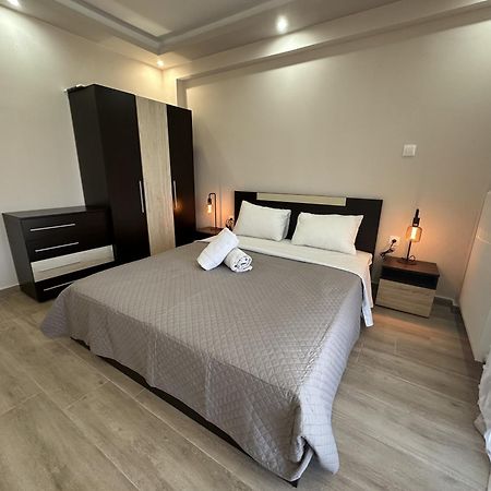 סלוניקי Minimalist Apartments W/ View מראה חיצוני תמונה