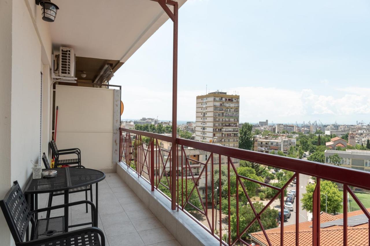 סלוניקי Minimalist Apartments W/ View מראה חיצוני תמונה